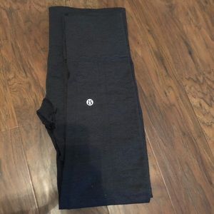 LuLu Lemon grey wonder under leggings